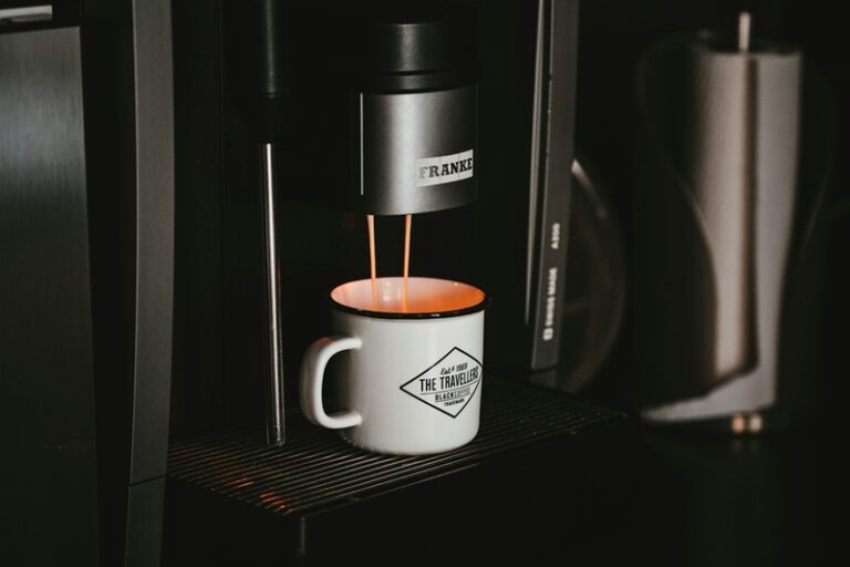 Comparison of single-serve, drip, and espresso commercial coffee machines